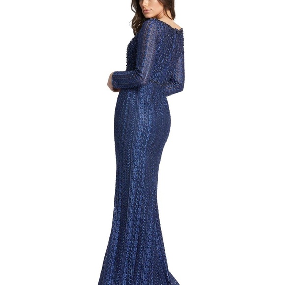 Mac Duggal 20271 NWT EMBROIDERED LONG SLEEVE V NECK TRUMPET GOWN - Picture 2 of 6